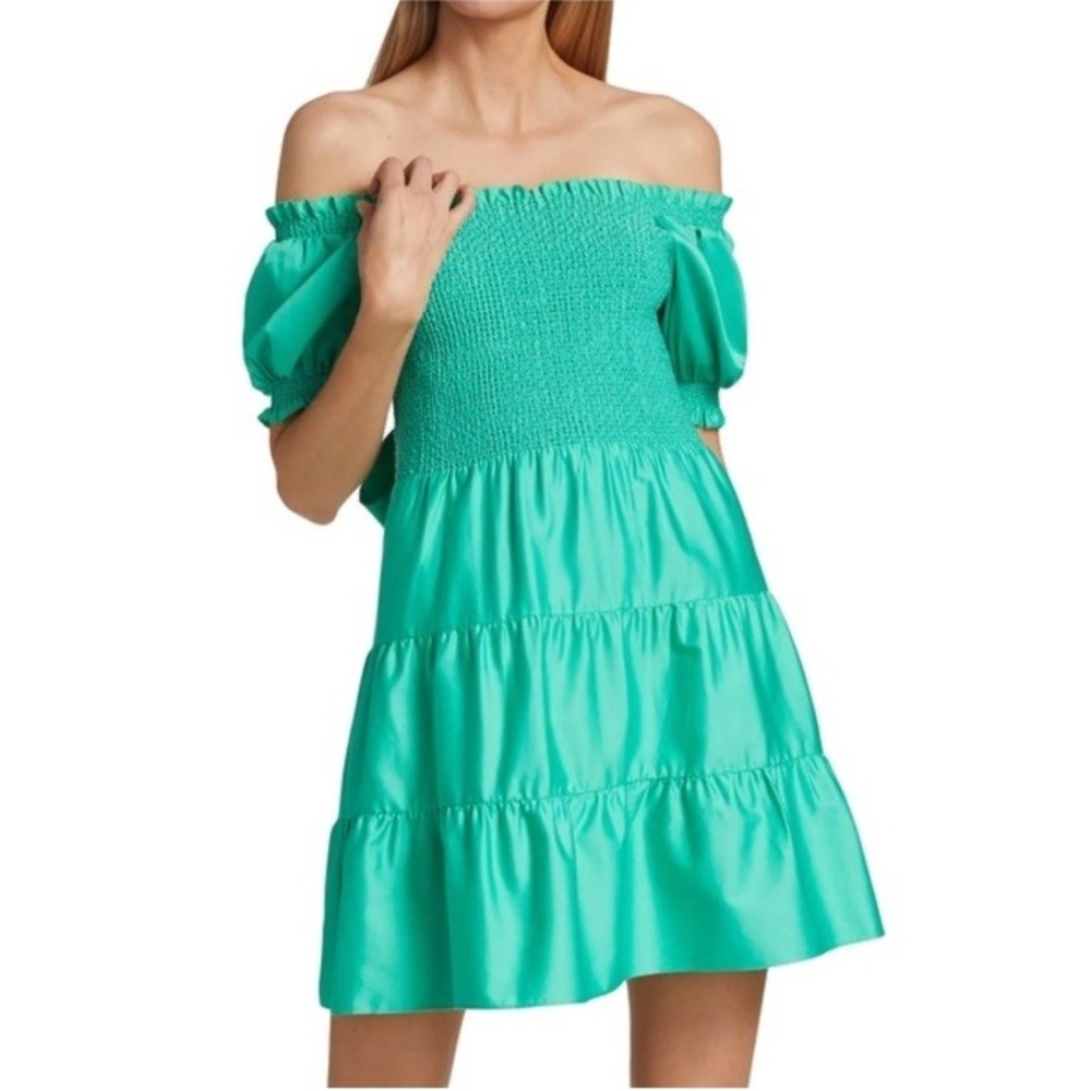 Alice + Olivia Elizabeth Off Shoulder Bow Back Mini Dress Green Size 2 Smocked